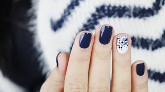 10 tips για να διαλέξεις το ιδανικό χρώμα στα νύχια