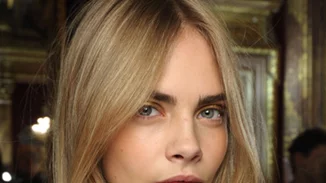 Ηλεκτρίζονται τα μαλλιά μου | 6 τρόποι να το σταματήσουμε