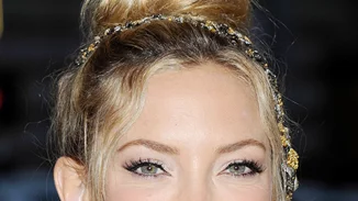 Kate Hudson: Τραγουδάει χριστουγεννιάτικα τραγούδια και μένουμε με το στόμα ανοιχτό!