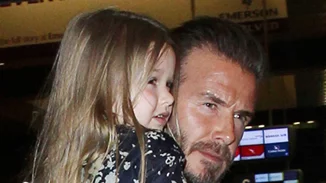 Η Harper Beckham ανατρέπει όσα ξέραμε για τα κοριτσίστικα κουρέματα! Προσοχή: Cuteness overload