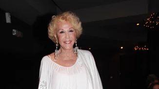 Το Τελευταίο Αντίο Στη Ζωή Λάσκαρη: Ήταν όλοι εκεί για να την αποχαιρετήσουν!