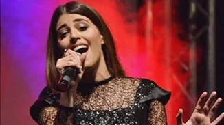 Demy: Τι φόρεσε στη χριστουγεννιάτικη εκδήλωση του Golden Hall 