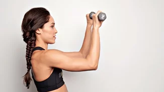 Να πώς φεύγει η χαλάρωση από τα μπράτσα με ασκήσεις για χέρια