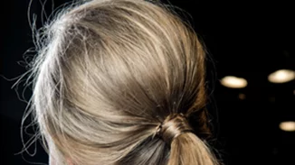 5 ιδέες για ponytail! Το εύκολο χτένισμα μαλλιών που μπορείς να κάνεις όπου κι αν πας