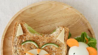 5 ιδέες για υγιεινό κολατσιό στο σχολείο από τη διατροφολόγο