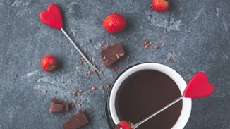 Να πώς θα φτιάξεις νόστιμα αλλά σούπερ υγιεινά σνακ για τον Άγιο Βαλεντίνο