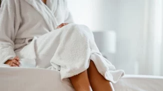 Κοκκινίλες μετά το μπάνιο; Στοπ στους ερεθισμούς με τις συμβουλές της δερματολόγου