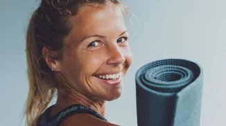 4 λόγοι υγείας για να βάλεις τη yoga στη ζωή σου – με επιστημονικές αποδείξεις