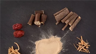 Τι είναι τα προσαρμογόνα βότανα και μπορούν να ανακουφίσουν το άγχος σου;