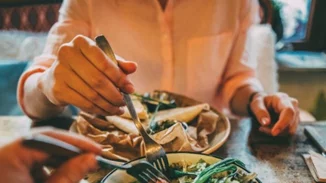 Η τάση της ανθυγιεινής healthy διατροφής και πώς θα την αποφύγεις