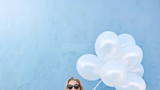 Ο πιο εύκολος τρόπος να αποκτήσεις αυτοπεποίθηση (και οι κινήσεις σώματος που σε γεμίζουν δύναμη!)