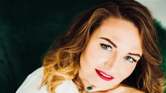 Βίντεο: Αυτό είναι το τέλειο μακιγιάζ για μακρόστενο πρόσωπο