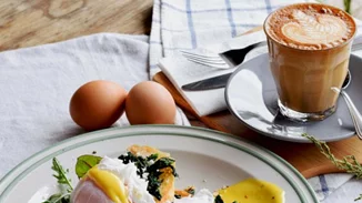 Τι να φάω για πρωινό: 12+1 πρωινά για να διαλέξεις γεύσεις και θερμίδες