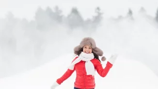 Οι πιο αστείοι αλλά αποτελεσματικοί τρόποι για να κάψεις θερμίδες τις γιορτές