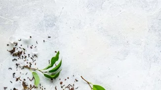 Τι να τρως πριν και κατά την περίοδο για να νιώθεις καλύτερα;