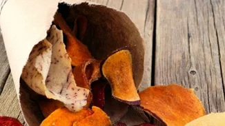 Ιδέες για vegan σνακ: 8 αλμυρές και γρήγορες επιλογές αν δεν τρως ζωικά προϊόντα