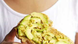 6 έξυπνες συνήθειες στα σνακ για απώλεια βάρους