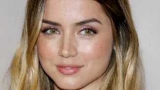 Ana de Armas | Fans της μήνυσαν την Universal επειδή δεν εμφανίστηκε στο ‘Yesterday’