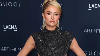 Paris Hilton | Μοιράζεται τρυφερές φωτογραφίες με τον 3 μηνών γιο της