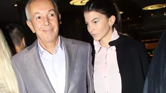 Δανάη Κούστα | Η καλλονή κόρη του Γιάννη Κούστα σε βραδινή έξοδο με τη μητέρα της, Σοφία Γιαννικοπούλου