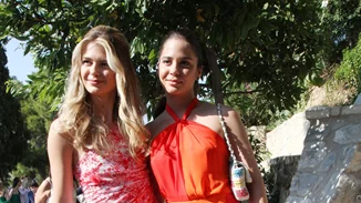 Aλεξάνδρα Κωστοπούλου | Οι κοσμοπολίτικες διακοπές σε Ελλάδα και Saint Tropez & το θεϊκό κορμί της πάνω σε σκάφος