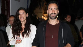 Σάκης Τανιμανίδης - Χριστίνα Μπόμπα | Οι φωτογραφίες από το road trip τους στην Ισλανδία είναι "από άλλο πλανήτη"