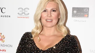 Όταν η Ράνια Θρασκιά έκανε κολλητή παρέα με τη Σίσσυ Χρηστίδου, 20 σχεδόν χρόνια πριν