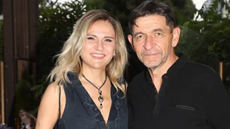 Μπέσσυ Μάλφα | Η πολύ σπάνια φωτογραφία με τον Γεράσιμο Σκιαδαρέση και τα τρία τους παιδιά