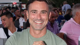 Γιώργος Καπουτζίδης | Το σπίτι του στην Αίγινα έχει την πιο συγκλονιστική θέα