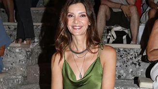 Η Κατερίνα Λέχου με total red look | Η εντυπωσιακή εμφάνιση στα κόκκινα