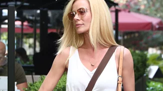 Ζέτα Μακρυπούλια | Το Zara φόρεμα της είναι η επιτομή του ανεπιτήδευτου sexiness