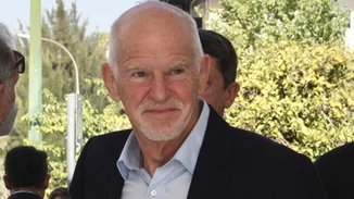 Ο Γιώργος Παπανδρέου σε μία σπάνια δημόσια εμφάνιση με τη σύντροφό του, Wendy Conelly