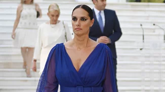 Η Νόνη Δούνια φωτογραφίζεται με τον πολύ όμορφο 17χρονο γιο της και του εύχεται "χρόνια πολλά"