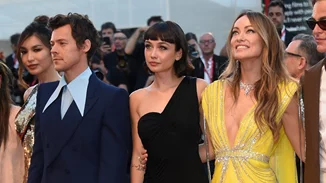 Don't Worry Darling | Τα πιο κομψά celebrity looks στο κόκκινο χαλί της πολυαναμενόμενης πρεμιέρας