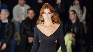 Honey Red | Αυτό το χρώμα στα μαλλιά είναι η νέα τάση της άνοιξης (και είναι και celebrity-approved)