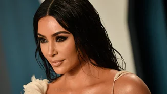 H Kim Kardashian σού δείχνει έναν νέο τρόπο για να φορέσεις το eyeliner