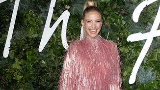 Ένας πανεύκολος τρόπος να μεταμορφώσεις ένα πρωινό, καθημερινό μακιγιάζ σε βραδινό