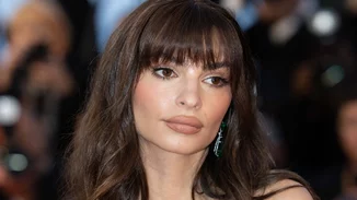 Emily Ratajkowski | Χωρίζει από τον σύζυγό της Sebastian Bear-McClard λόγω απιστίας
