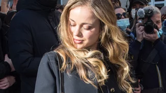 Το χτένισμα για μακριά μαλλιά που θα βλέπεις παντού φέτος την άνοιξη