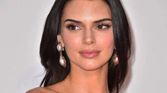 Το νέο κούρεμα της Kendall Jenner θα σε κάνει να θες να πας κομμωτήριο asap