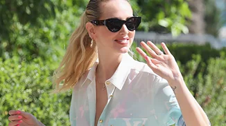 H Chiara Ferragni σού δείχνει 4 εύκολα χτενίσματα που θα σε βολέψουν πολύ στον καύσωνα