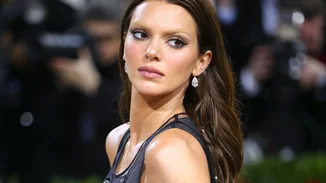 Kendall Jenner | To glam beauty look της που δίχασε πολλούς