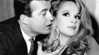 "Η Αλίκη Βουγιουκλάκη με άφηνε να κρυφακούω τα προσωπικά της για να τσεκάρει αν διαρρέω πληροφορίες"