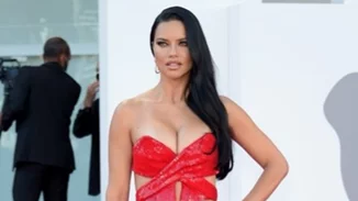 Adriana Lima | Γέννησε το τρίτο της παιδί – Η φωτογραφία του νεογέννητου