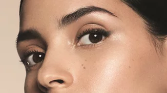 Το μυστικό των makeup artists για τέλεια κάλυψη και αψεγάδιαστη επιδερμίδα