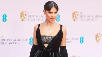 Millie Bobby Brown | Αρραβωνιάστηκε με τον Jake Bongiovi