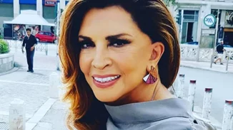 Μιμή Ντενίση | "Ο τέως βασιλιάς Κωνσταντίνος δικαιούται μια κηδεία δημοσία δαπάνη"