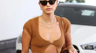 H Hailey Bieber ήταν η έμπνευση για τη δημιουργία ενός νέου skincare trend