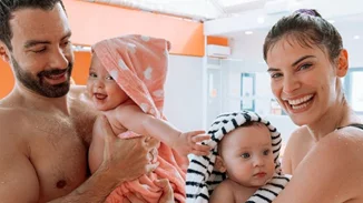 Χριστίνα Μπόμπα-Σάκης Τανιμανίδης | Αυτοί είναι οι νονοί των δίδυμων κορών τους