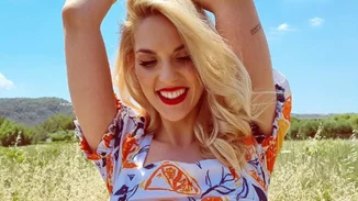 Μαντώ Γαστεράτου | Ποζάρει με μαγιό 1, μόλις, μήνα μετά τη γέννηση της κόρης της